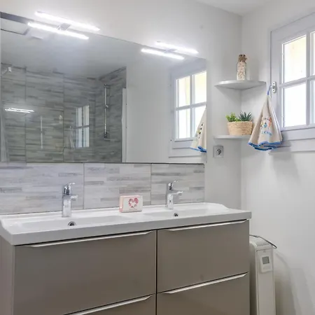 Le Logis Chez Bompain