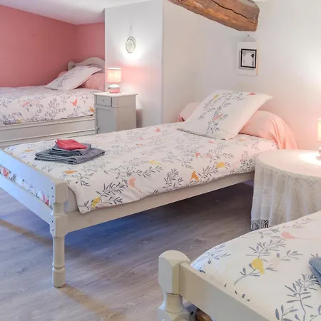 Nyaraló Le Logis Chez Bompain *