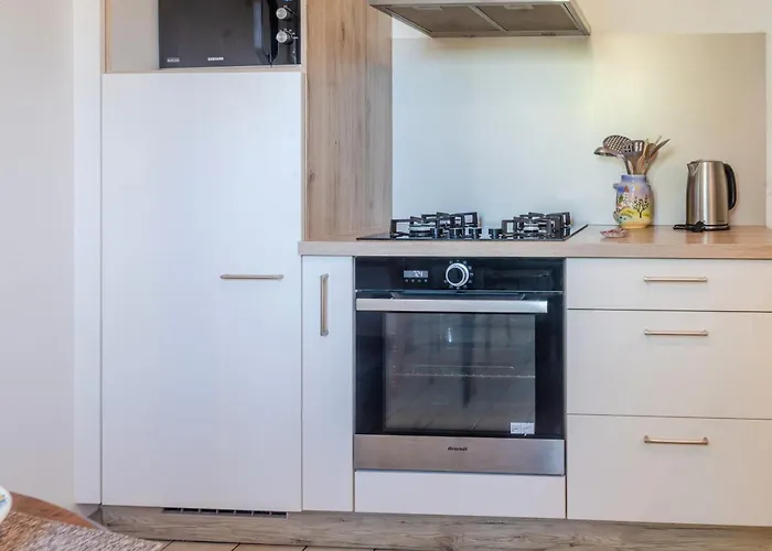 Le Logis Chez Bompain Holiday home *