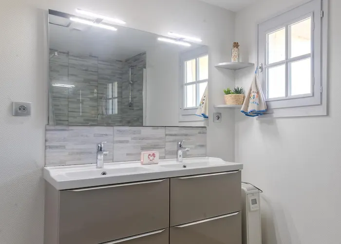 Le Logis Chez Bompain