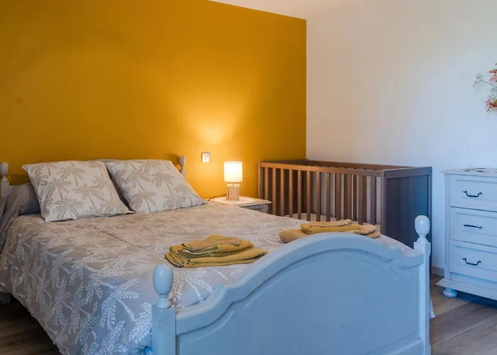 Holiday home Le Logis Chez Bompain Brizambourg